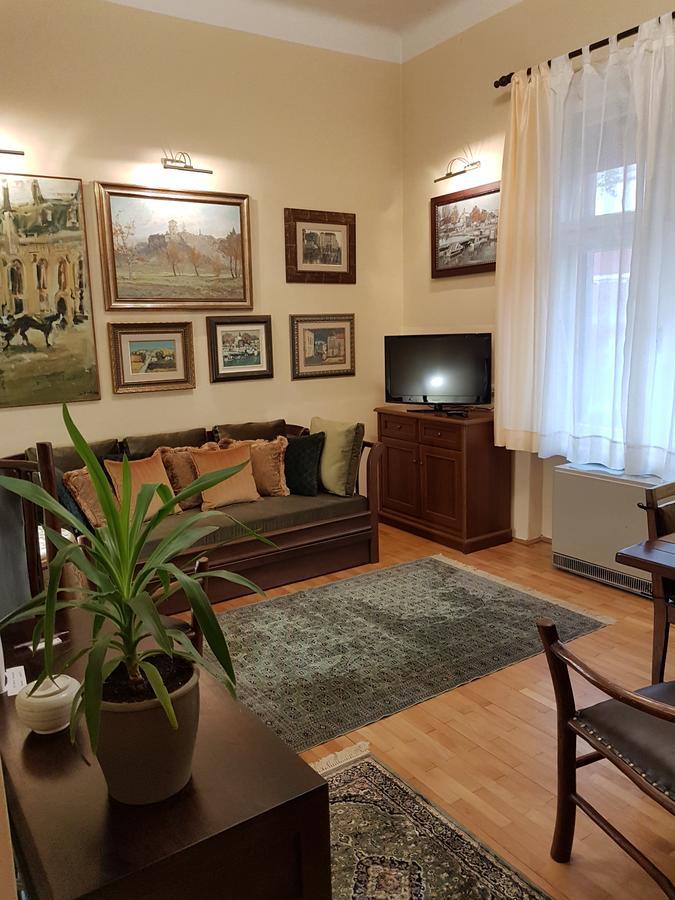 Classic Style Apartment Beograd Eksteriør billede